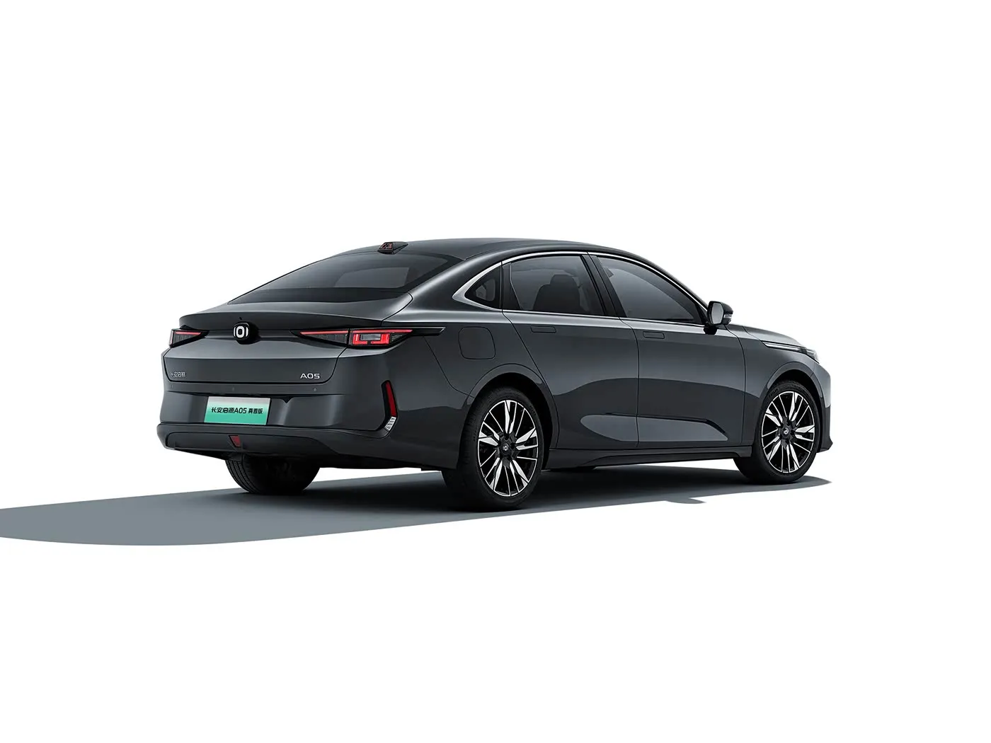 Changan Qiyuan A05 Compact EV Car New Energy Vehicle with Fast Charging Hybrid EV Motor Left Steering