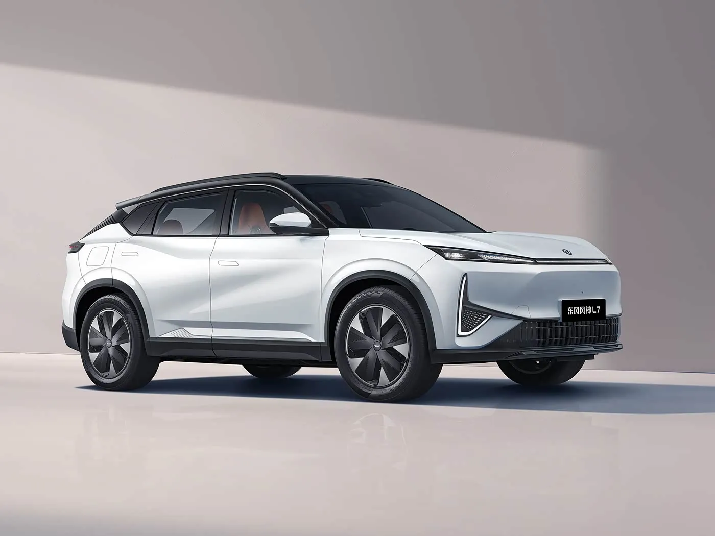 Dongfeng Aeolus L7: EV/PHEV SUV 5-Seat Premium Touches Leather Seats Long range new energy vehicle