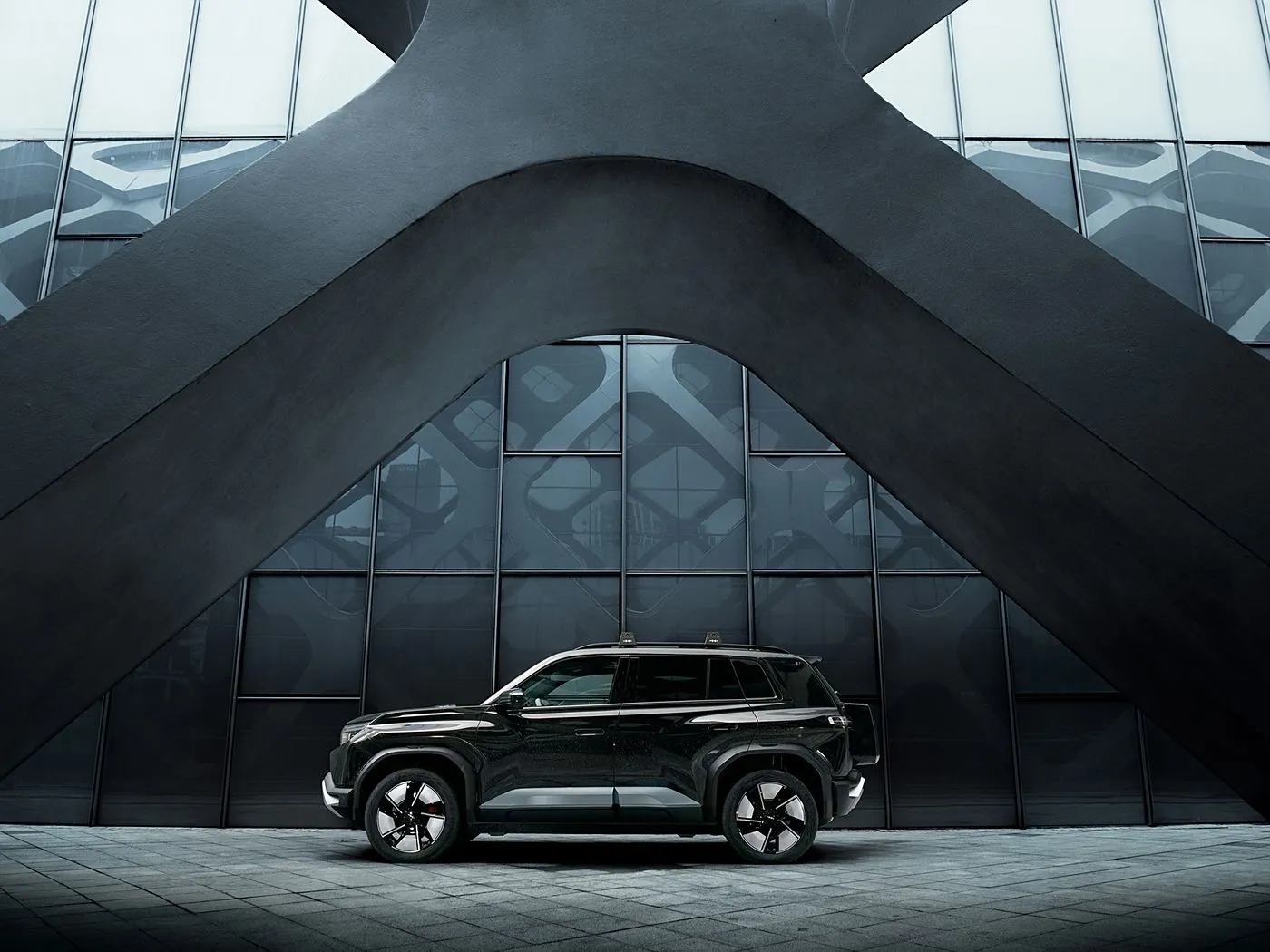 BYD Equation Leopard Titanium 3 Pure Electric Compact SUV with 501km CLTC Range, L2 ADAS & AWD/RWD Performance 4 Doors & 5 Seats & Full-Speed Cruise Control