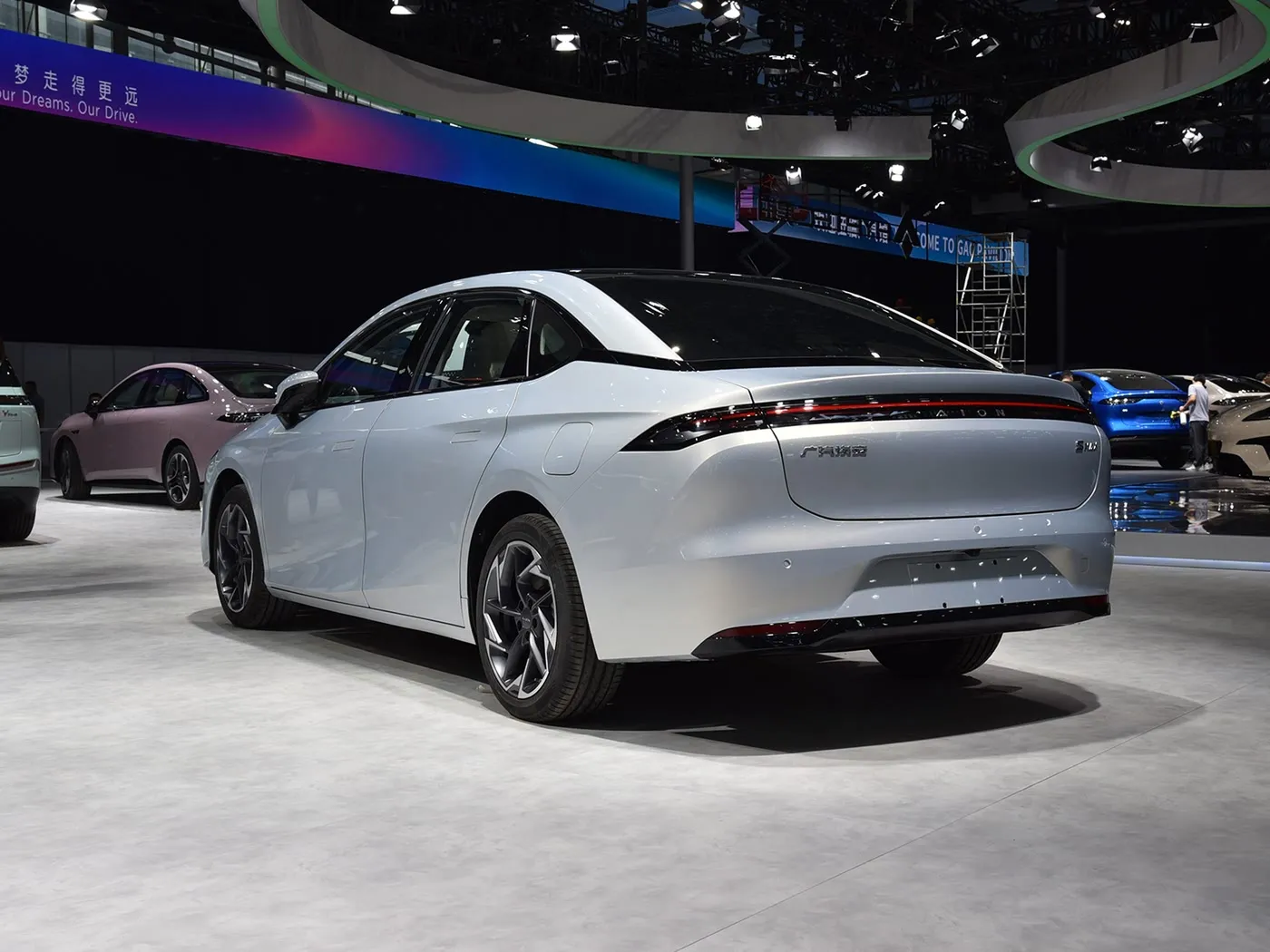 AION S MAX Luxury Electric SUV Hybrid EV with High-Speed Advanced Features Eco-Friendly New Energy Vehicle