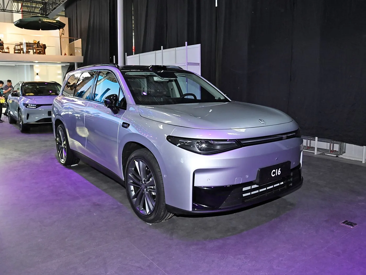 Leapmotor C16 5-Door 6-Seater EV SUV 4WD Drive Mode Left Steering Electric & Hybrid Fuel New Energy Auto
