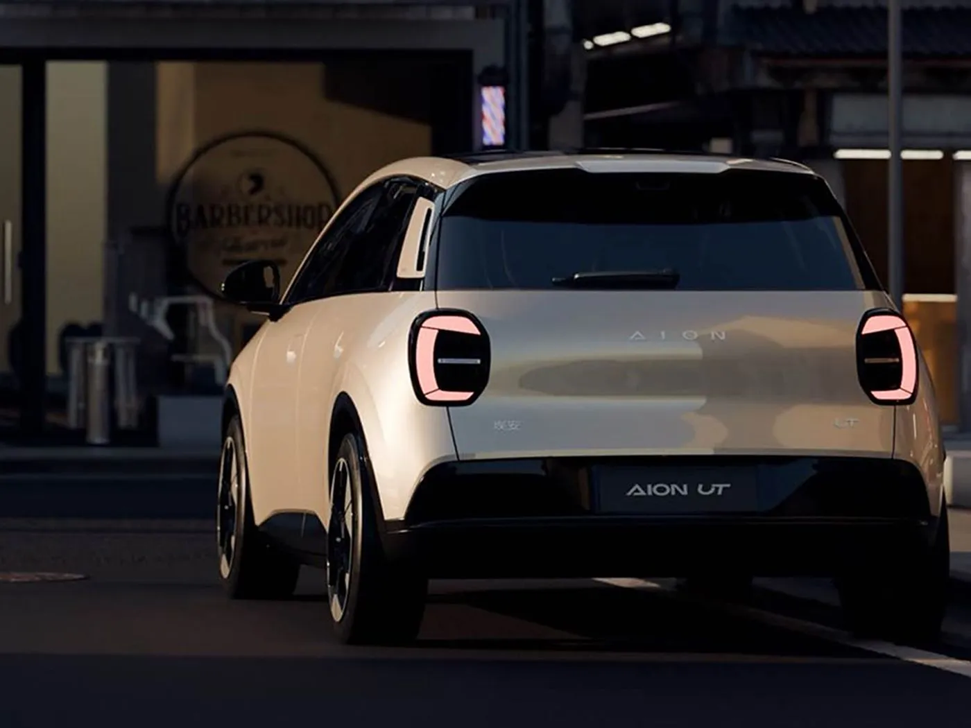 New Energy Pure Electric Mini Hatchback AION UT Hot Sale Lithium Hybrid EV From GAC Joint Venture Low Price