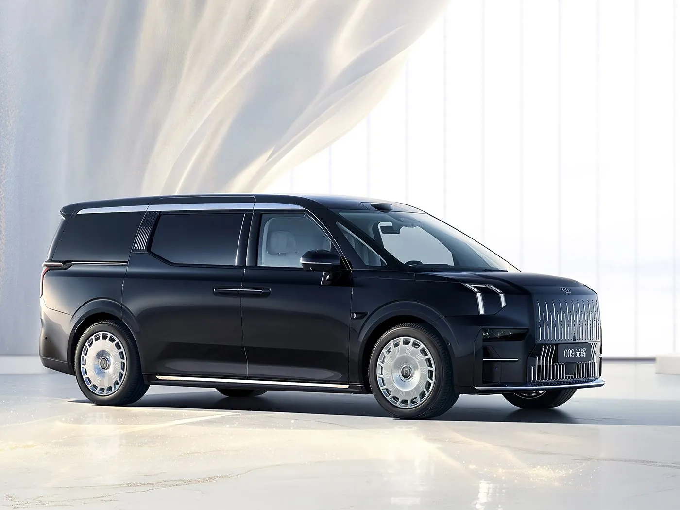 ZEEKR 009 Luxury Large MPV New Energy Pure Electric Ultra-Long Range Limousine High Profile Ultra-Luxurious EV Car Lithium