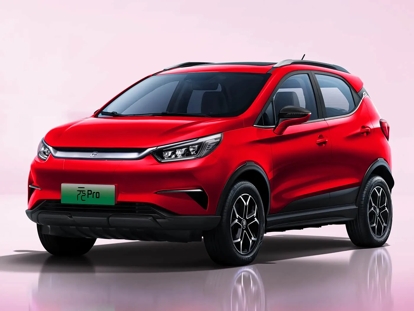 BYD Yuan Pro Luxury Electric SUV 320KM Range Advanced Features for Urban Driving New Energy Vehicle