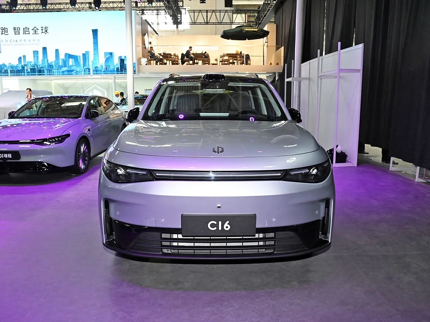 Leapmotor C16 5-Door 6-Seater EV SUV 4WD Drive Mode Left Steering Electric & Hybrid Fuel New Energy Auto