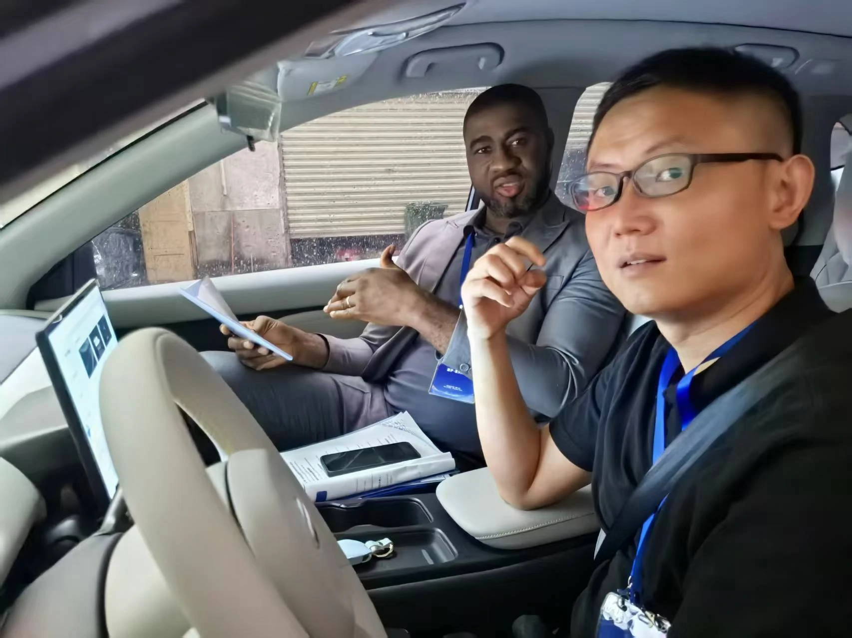 Meeting Along the Silk Road, Driving Toward the Future