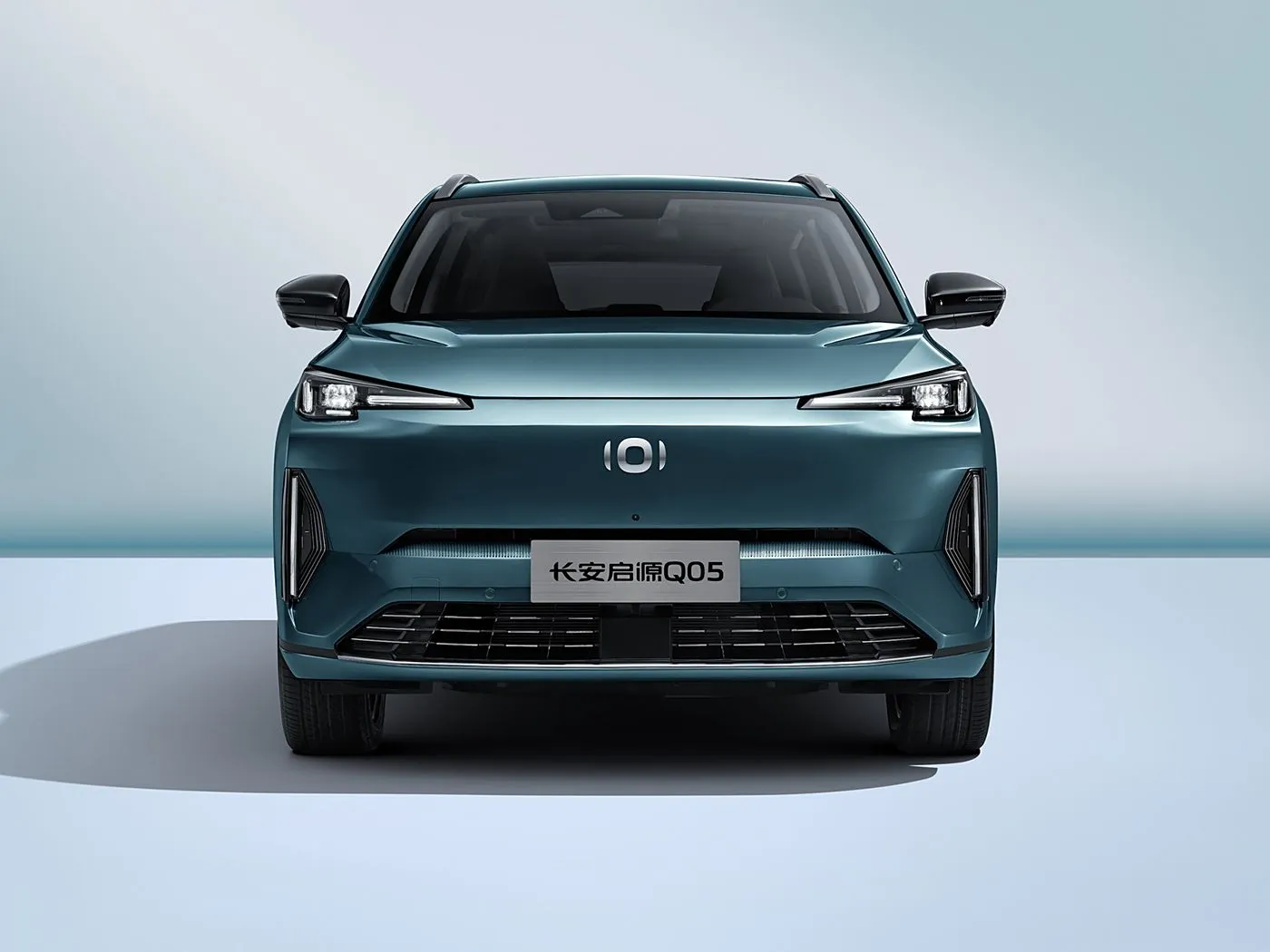 Changan NEVO Q05 Hybrid Electric SUV Long Range Automatic Gearbox 5-Door 5-Seater Leather Interior Left
