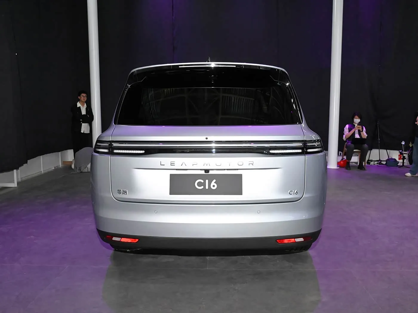 Leapmotor C16 5-Door 6-Seater EV SUV 4WD Drive Mode Left Steering Electric & Hybrid Fuel New Energy Auto