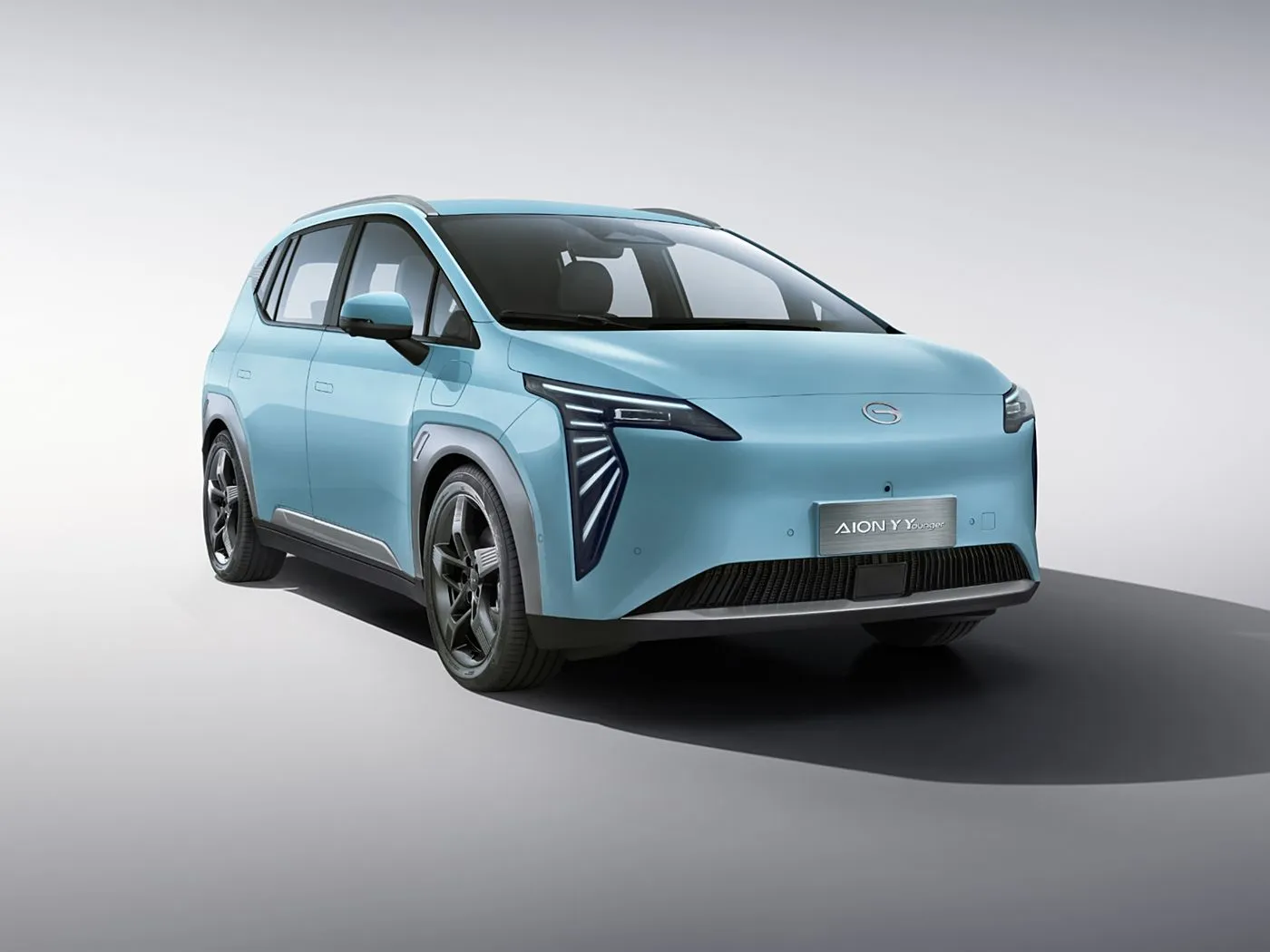 GAC Aion Y Plus Electric Car Smart Driving Version 5-Door 5-Seat EV SUV 150Kw New Energy Vehicle for Sale