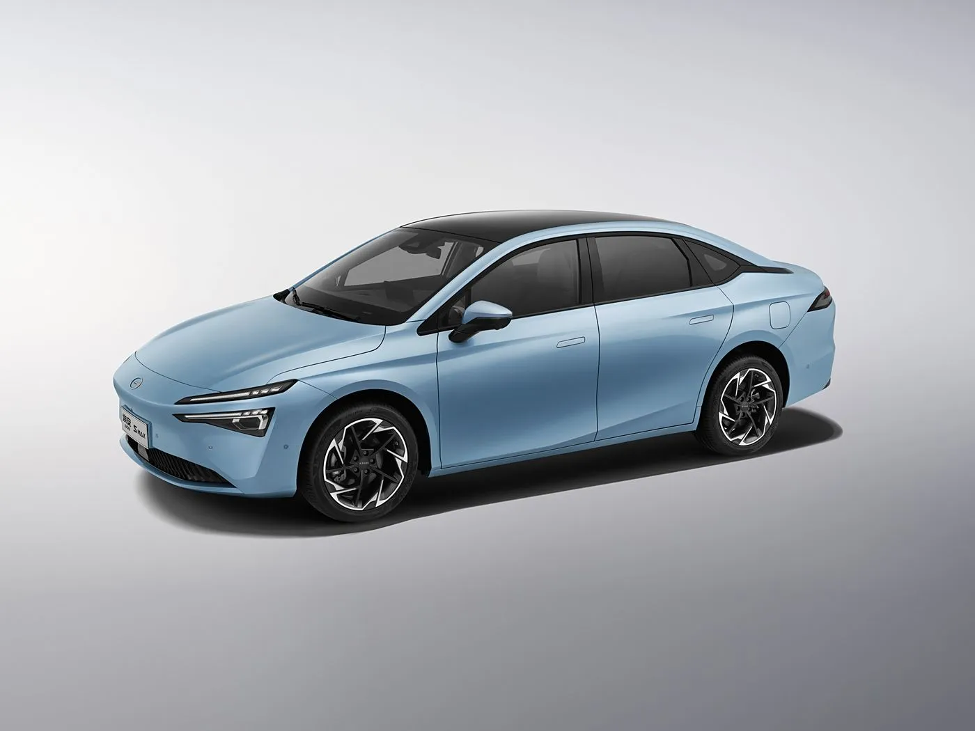 AION S MAX Luxury Electric SUV Hybrid EV with High-Speed Advanced Features Eco-Friendly New Energy Vehicle
