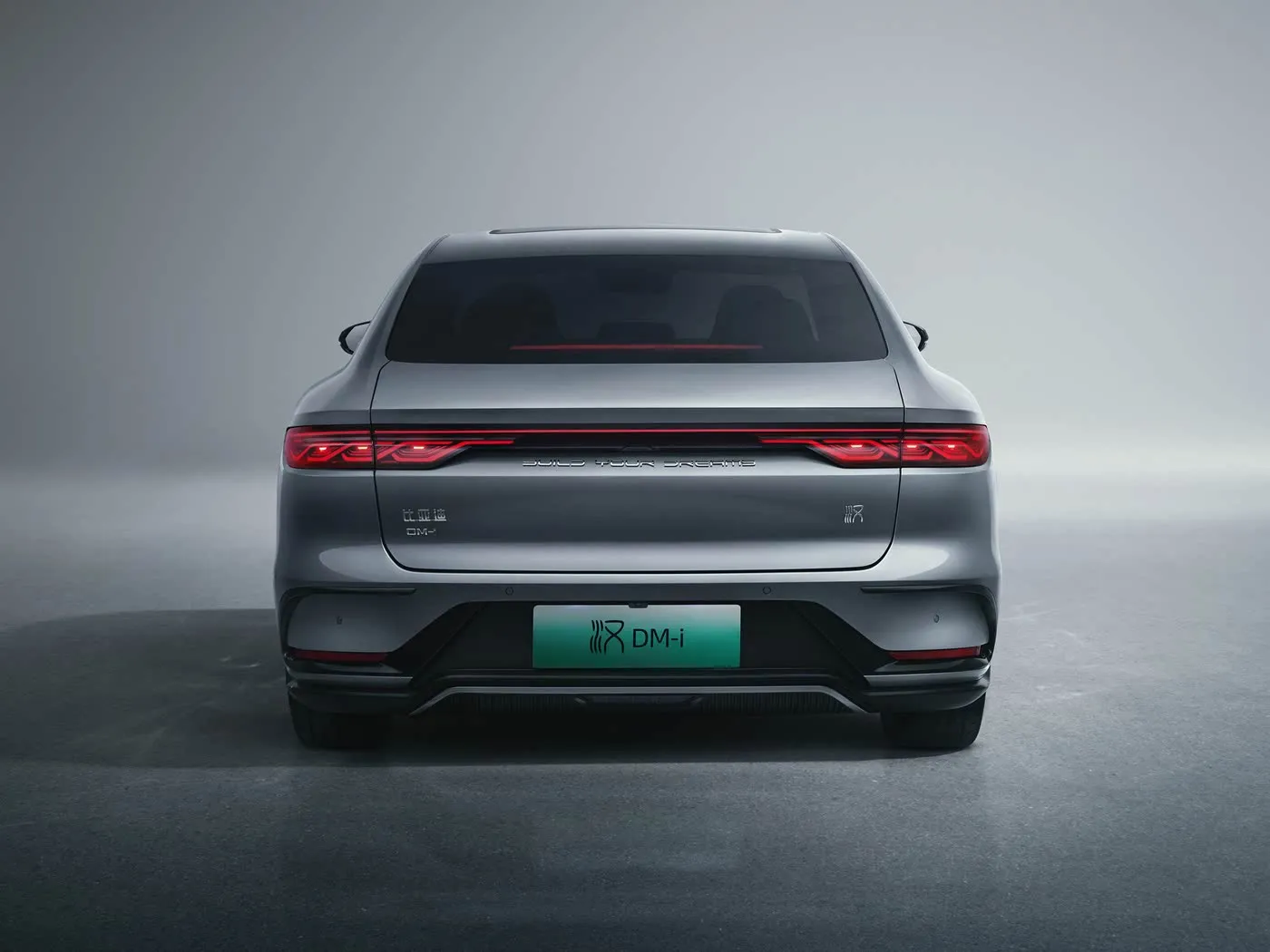 BYD Han EV/DM-i Electrifying Luxury Sedan with Dual-Motor Power & Cutting-Edge Tech NEW ENERGE